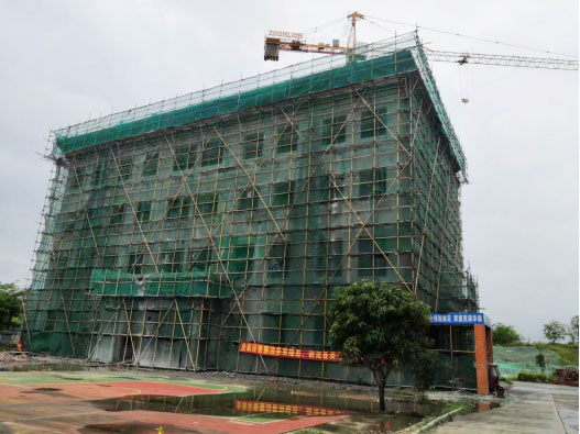 2020年8月來(lái)賓市興賓區(qū)人民法院立案訴訟服務(wù)中心建設(shè)項(xiàng)目(EPC）總承包，預(yù)算金額約758萬(wàn)元